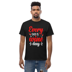 Camiseta clásica para hombre "Every Day Is Wine Day"