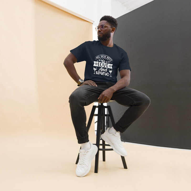 Camiseta clásica para hombre "Todo lo que necesitas es amor y vino"