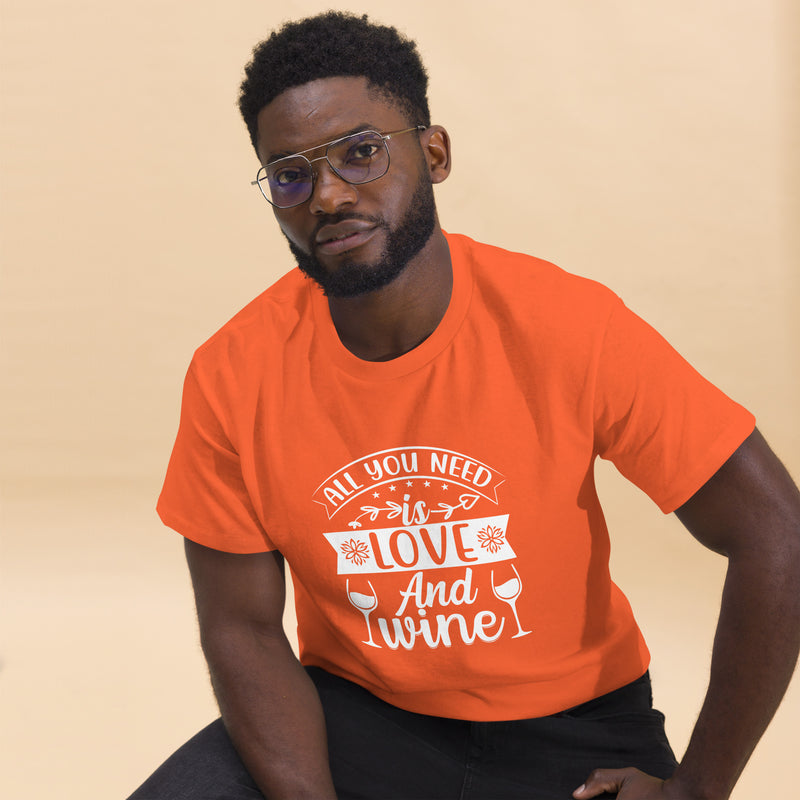 Camiseta clásica para hombre "Todo lo que necesitas es amor y vino"